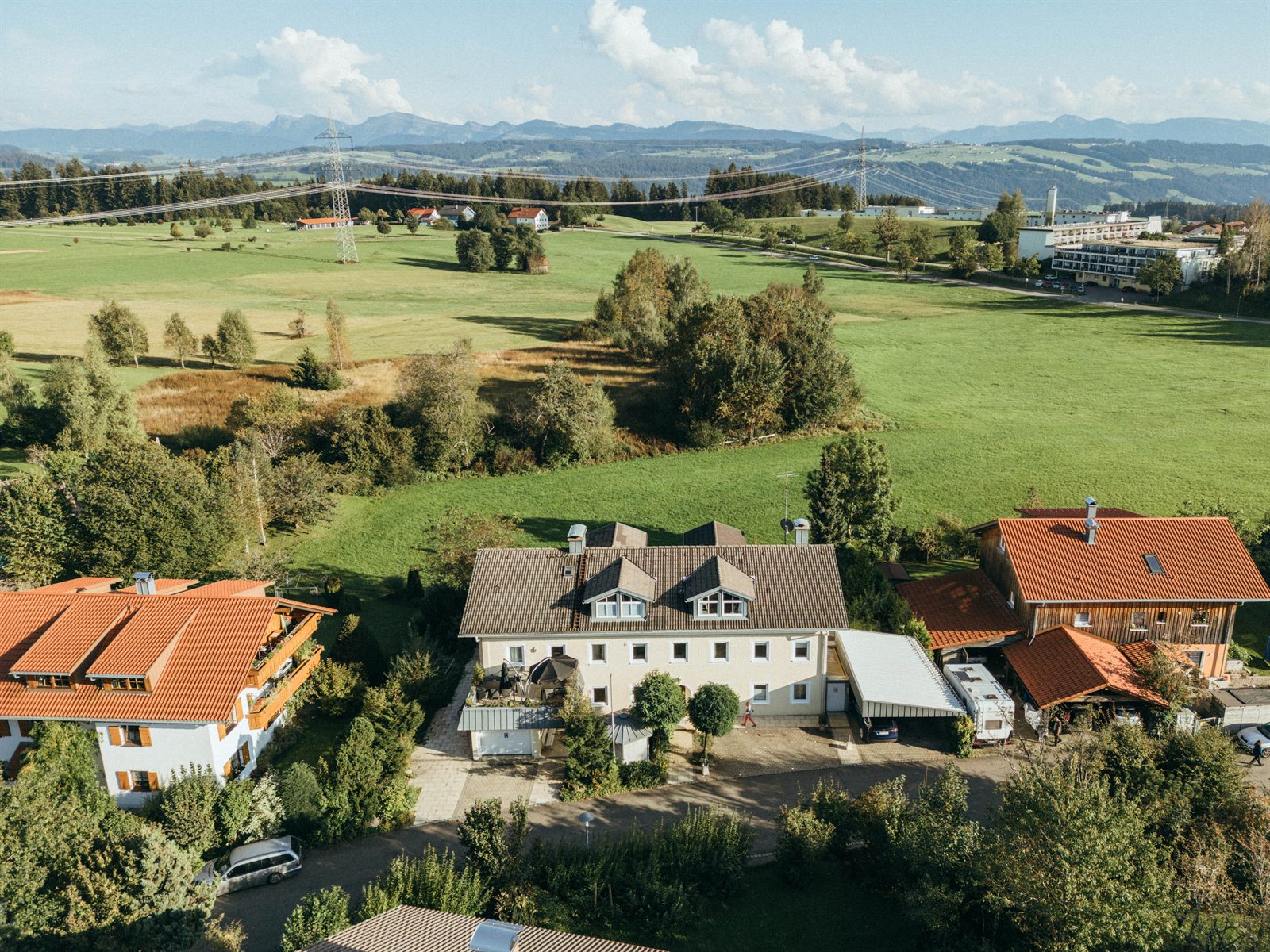 Blick über Scheidegg bis zu den Alpen