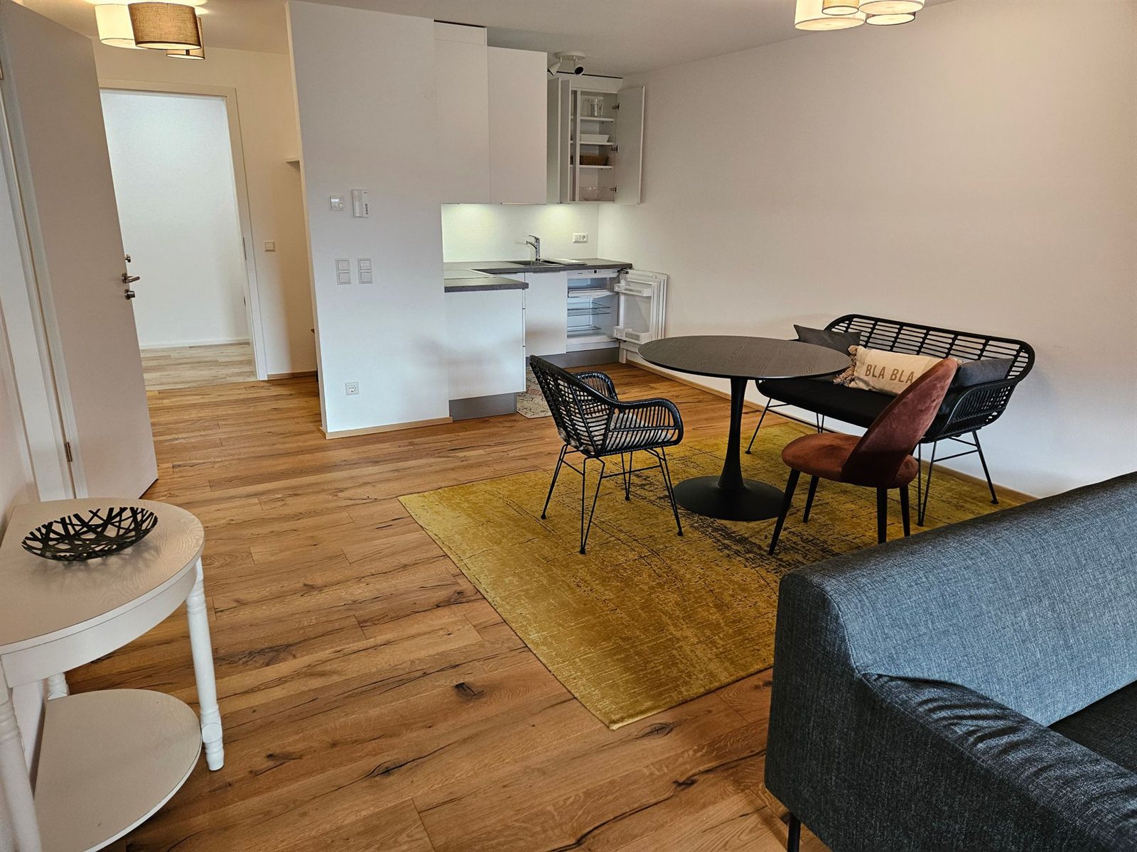 Apartment #04